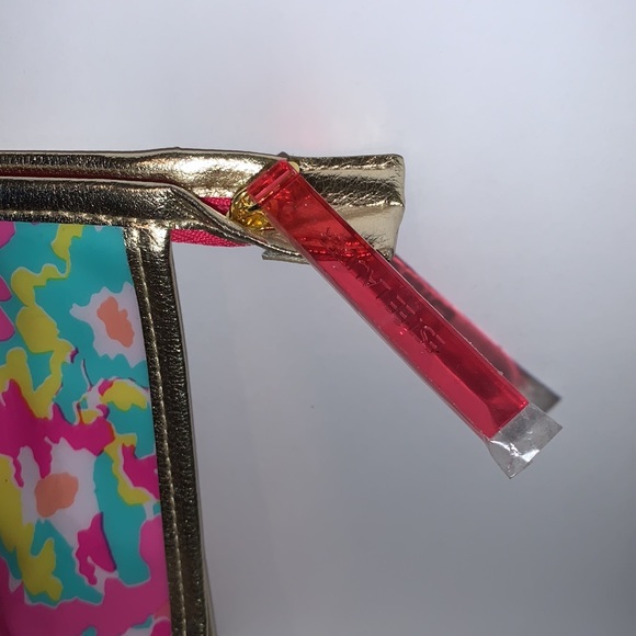 Lilly Pulitzer X Estée Lauder Pink Makeup Bag - Picture 4 of 13